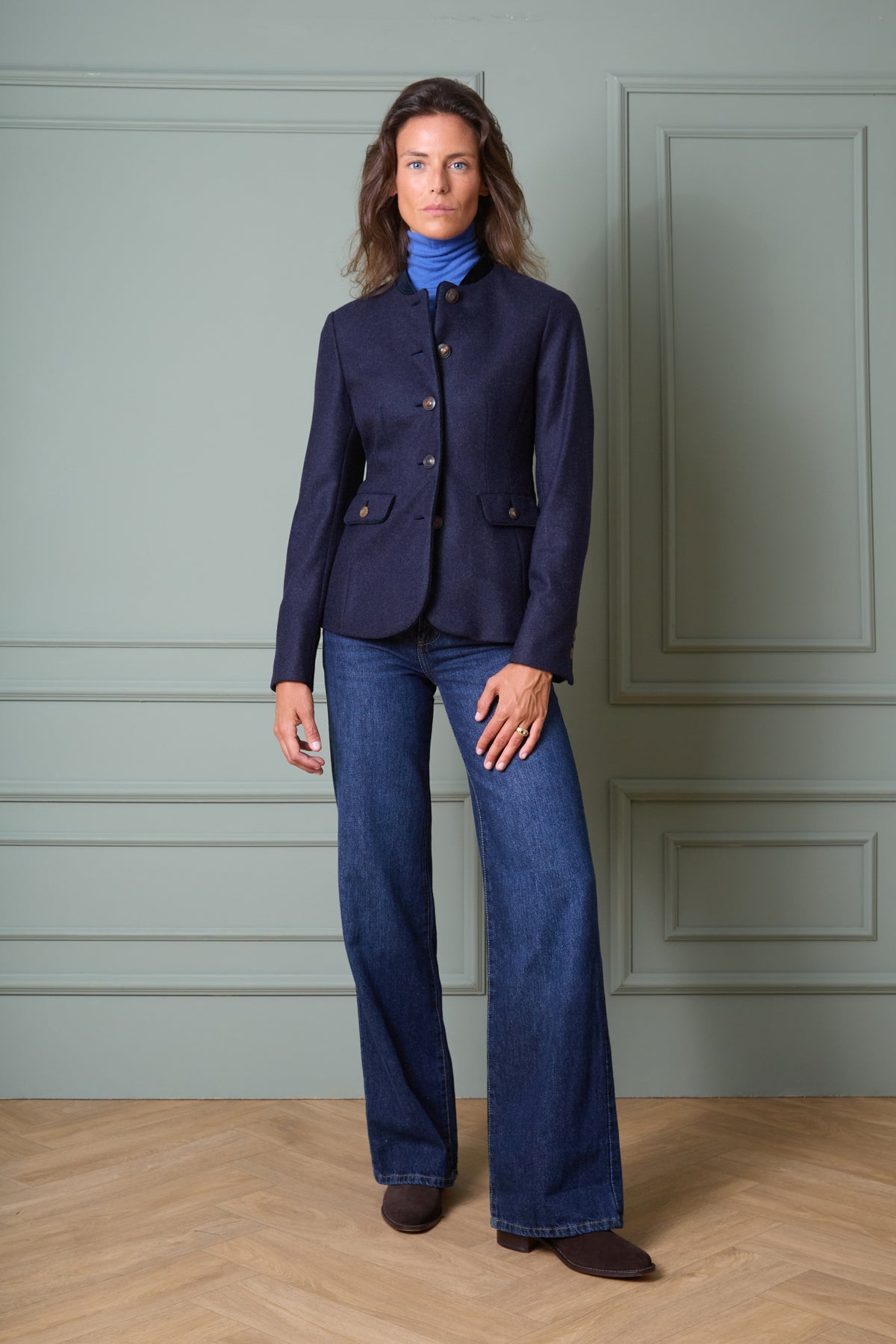 Frontansicht blauer Damenblazer Mariella von Habsburg