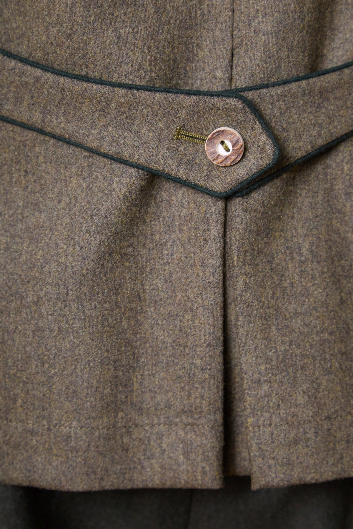 Detailaufnahme Dragoner Habsburg Sakko Jakob in Flanell