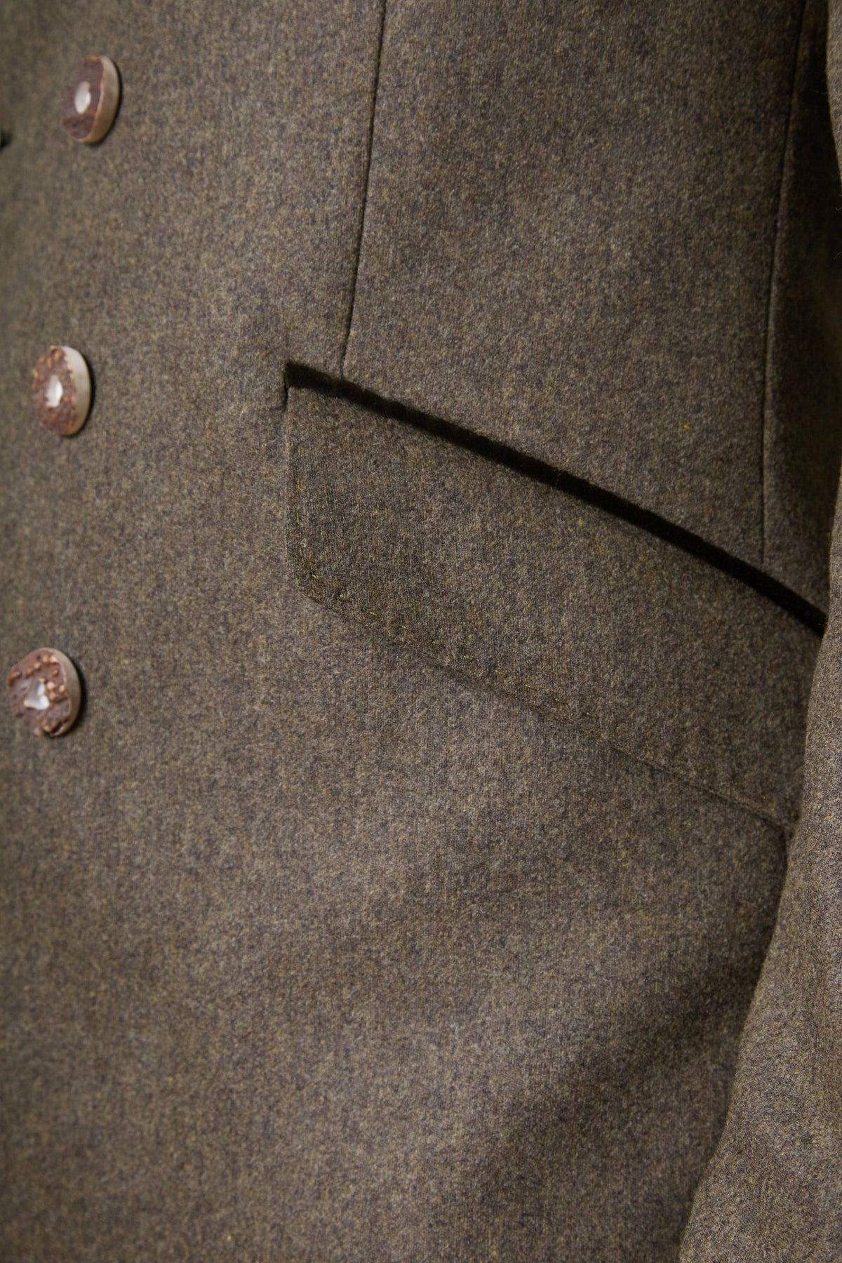 Detailaufnahme Tasche Habsburg Sakko Kornegg in Flanell