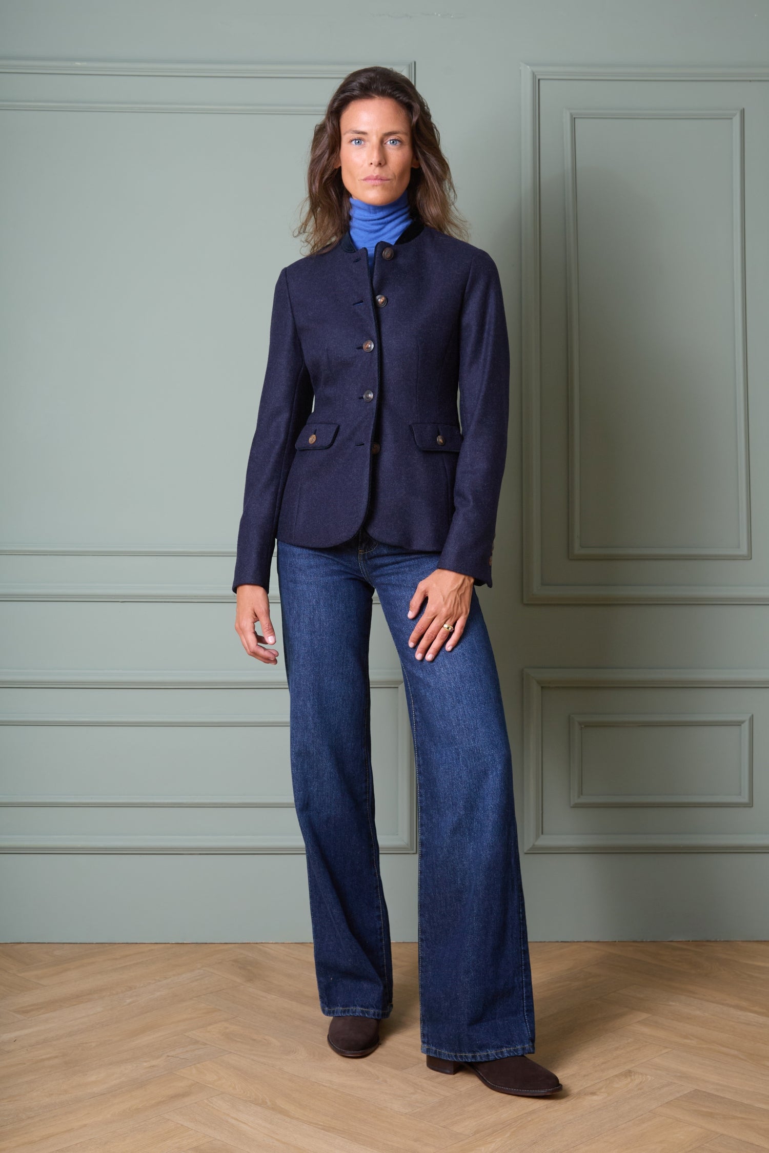 Wollblazer Mariella mit Hornknöpfen