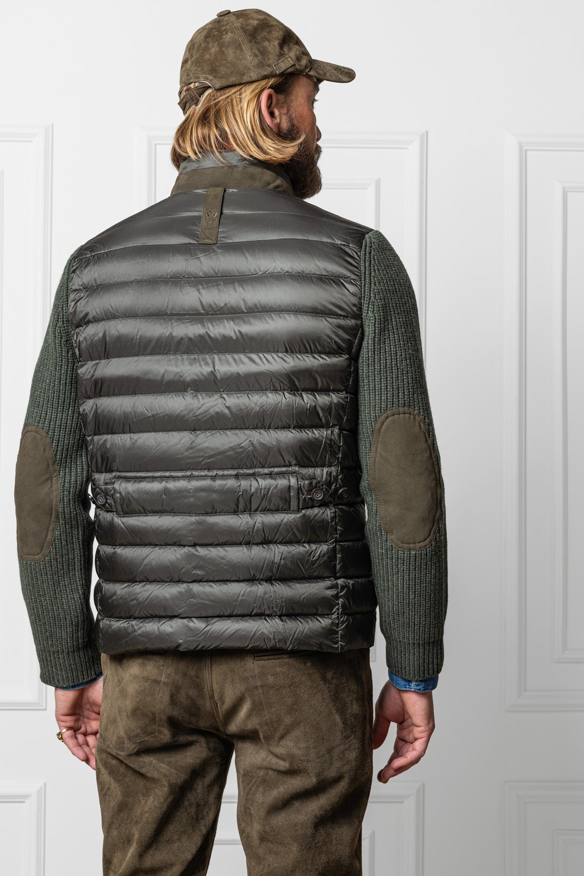 Rückenansicht Herren-Daunenjacke Saxenegg in Grün