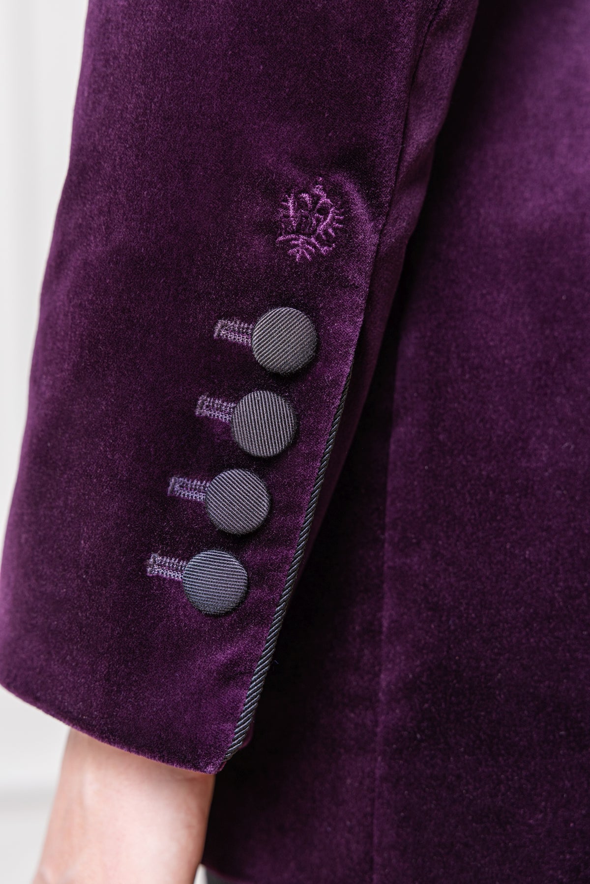 Smoking- Jacke aus Samt