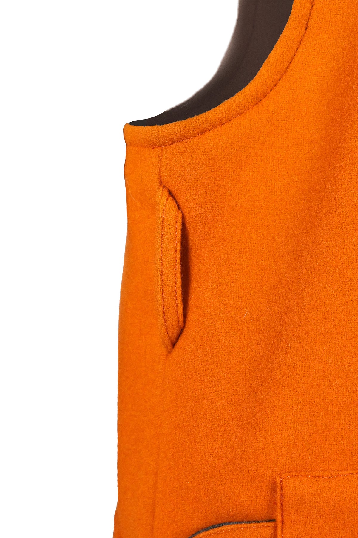 Detailansicht der Habsburg Lodenweste Ambros für Herren in Orange